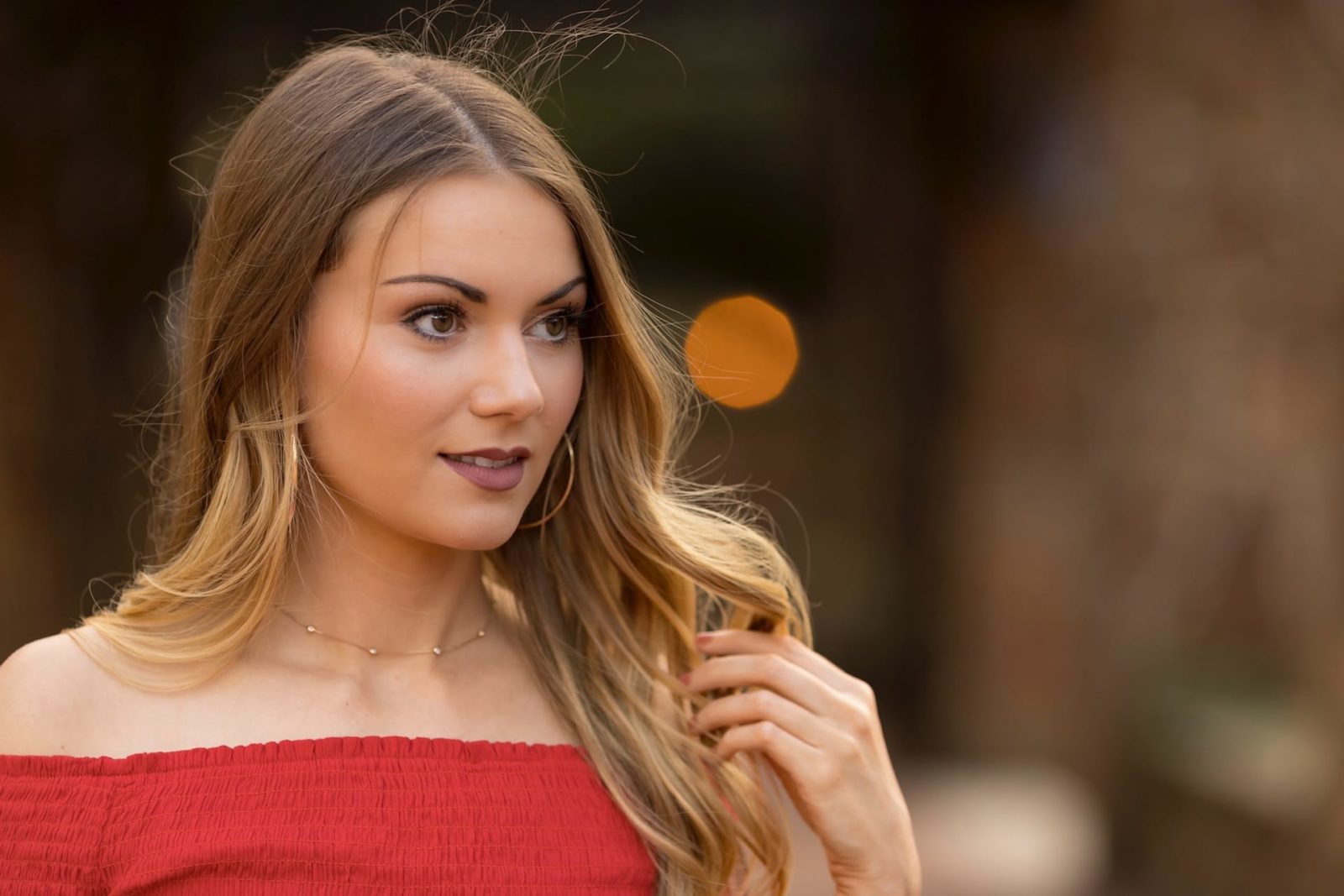 How to Achieve Your Best Holiday Glow at iTAN